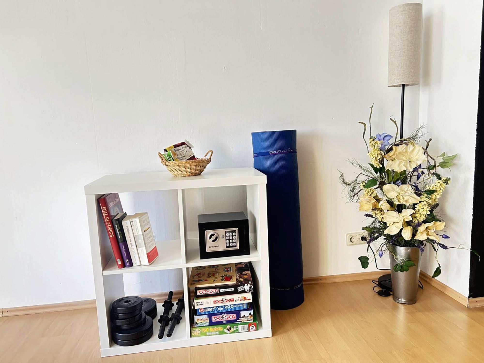 Zentrale Ferienwohnung Trier-Euren Mit Heimkino, Kueche, Wallbox & Kostenlose Fahrraeder Exteriör bild